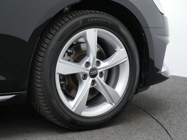 Audi A4 Avant 35 TFSI 150 pk S-tronic Advanced Edition | Trekhaak | Navigatie | Audi Drive Select | Carplay | Parkeersensoren achter