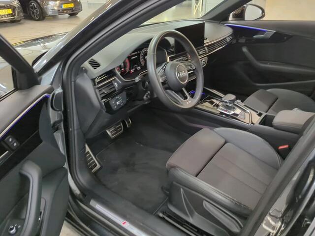 Audi A4 Avant 35 TFSI S edition Competition / Zwart optiek pakket / Led / PDC Achter / Elektrische achterklep / 19'' LMV