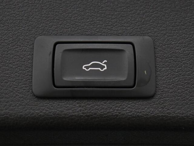 Audi A4 Avant 35 TFSI Pro Line | Automaat | Cruise Control | Elektrische achterklep | Carplay | Climate Control | 1e eigenaar