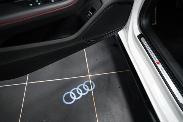 Audi A4 Avant 1.4 TFSI S-Line|Pano dak|Leder|Sfeerverlichting|Trekhaak