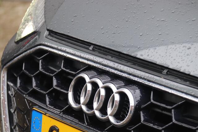 Audi A4 Avant 35 TFSI Launch edition Sport S Line Automaat, Parkeerhulp, Cruise, Navi