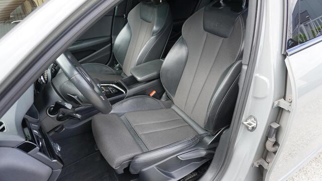 Audi A4 Avant 35 TFSI 150PK 2X S-Line *Black Optik* Pano.Dak LED 18inch Trekhaak Elek-Klep Virtual Cockpit 1e Eigenaar NL auto!