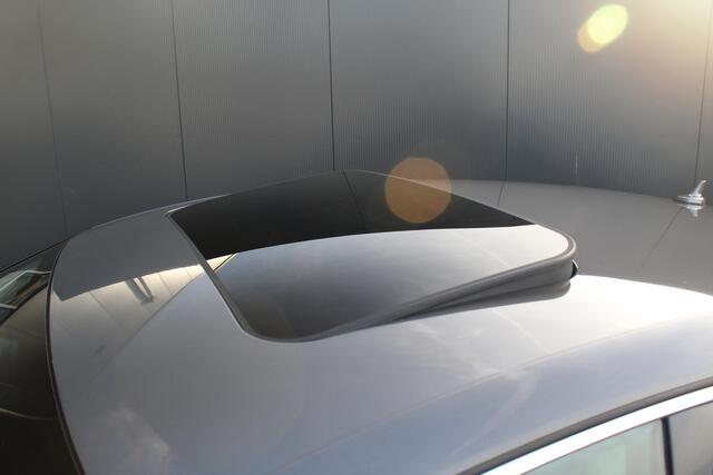 Audi A5 Sportback 1.8 TFSI Adrenalin | Incl. 12 maanden garantie | Trekhaak | Bang & Olufsen audio | Parkeersensoren | Bluetooth | Navigatie | Airco | Lichtmetalen velgen | Schuif/kantel dak | Cruise control