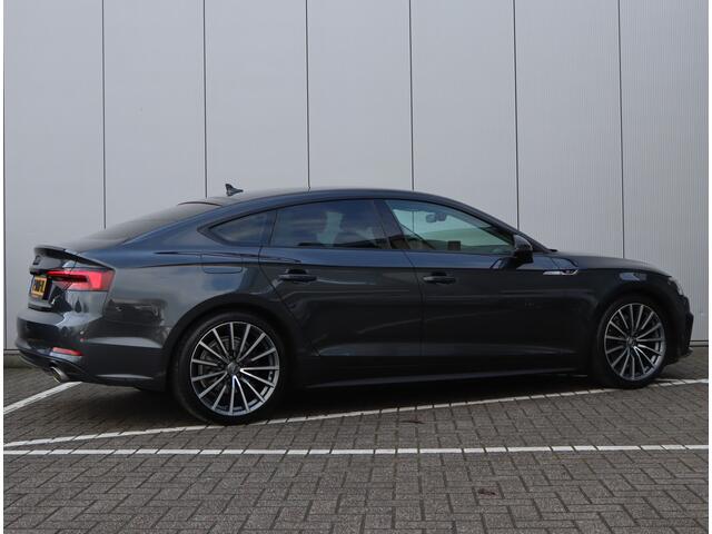Audi A5 Sportback 35 TFSI S-line Black | Camera | 19" | LED | Stoelverwarming
