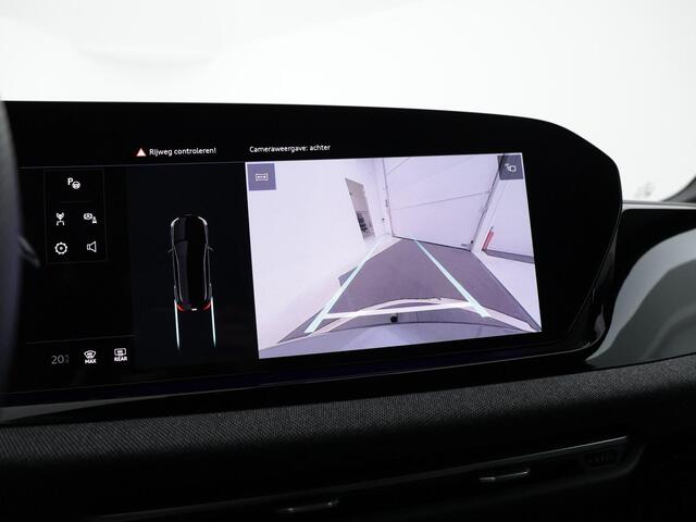 Audi A5 Avant 2.0 e-hybrid 299pk Quattro S Edition · Camera · Inklap. Trekhaak · ACC · Apple/Android Car Play · Zwart Optiek Pakket · Stoelverwarming · Garantie t/m 05-08-2029 of 100.000km