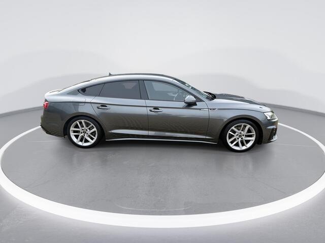 Audi A5 Sportback 35 TFSI 150pk S edition · Apple/Android Car Play · Trekhaak · Stoelverwarming · 18'' Velgen · Navigatie · Virtual Cockpit · Matrix LED ·