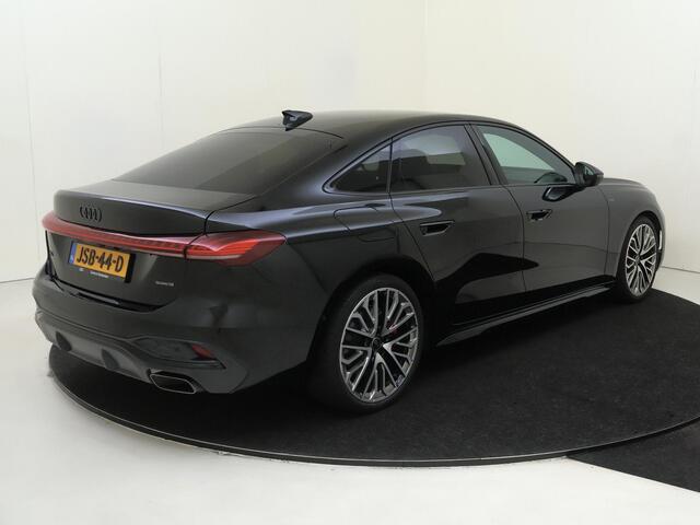 Audi A5 Limousine 2.0 e-hybrid quattro S edition | 20 inch lm velgen | Optiekpakket zwart | Achteruitrijcamera | Verwarmbare voorstoelen | Rode remzadels