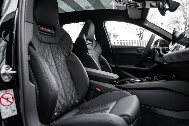 Audi A5 Avant 2.0 e-hybrid ABT Aero 425pk quattro S edition Competition | ABT Aero | ABT 21" EVO velgen | Panoramadak | Tech Pro | MMI Pro | Massagefunctie | Carbon | 20" | S- sportonderstel | Head up | B&O | Stuurverwarming