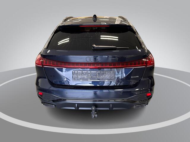 Audi A5 Avant 2.0 e-hybrid 367pk Quattro S Edition Competition · 360 Camera · Inklap. Trekhaak · Bang & Olufsen Sound · Head-Up Display · Matrix LED · Elek. Stoelen · Garantie t/m 19-08-2030 of 100.000km