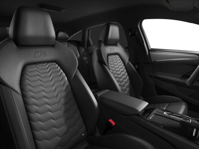 Audi A6 Sportback e-tron S edition 83 kWh | Remzadels rood | Winterpakket | Leder interieur | Privacy glass |