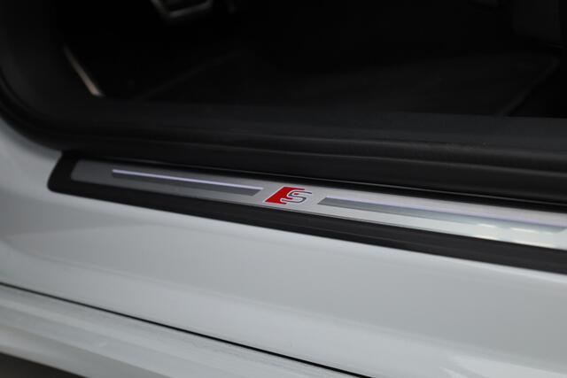 Audi A6 Avant 50 TFSI e quattro S edition Competition | Sport Look | Pano | 22'' Concaver | Speciale Audio | S-Line | Stoelverw. |