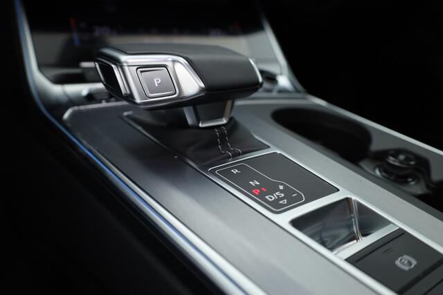 Audi A6 Avant 50 TFSI e quattro S edition Competition | Sport Look | Pano | 22'' Concaver | Speciale Audio | S-Line | Stoelverw. |