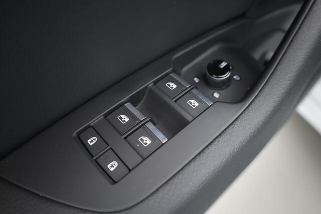 Audi A6 Avant 50 TFSI e quattro S edition Competition | Sport Look | Pano | 22'' Concaver | Speciale Audio | S-Line | Stoelverw. |