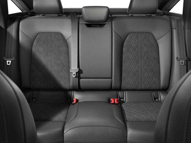 Audi A6 Limousine 2.0 e-hybrid quattro Pro Line / S edition 299 PK · 21 LM Velgen · Leder/Alcantara bekleding · Elektrische stoelen met geheugen · Interieur carbon