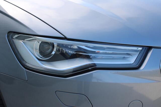 Audi A6 Avant 1.8 TFSI ultra Adrenalin Sport | S-line | Pop-up display | Adaptive cruise | Clima | Sportstoelen | Xenon | LED achterlicht | Achteruitrijcamera | Dodehoek detectie |