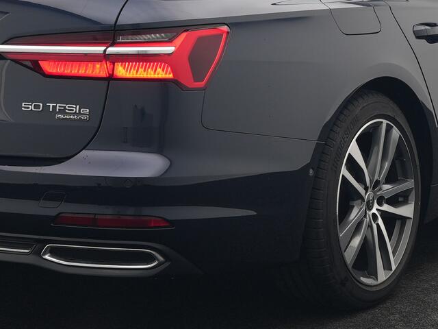 Audi A6 Avant 50 TFSI e quattro S Line Plug In Hybrid 300pk PHEV | Trekhaak Af Fabriek | Panodak | Head Up | Bang & Olufsen | Lederen Sportstoelen Verwarmd | Adaptive Cruise | Apple Carplay | Camera | Blis | Navigatie | Virtual | DAB | JGS-28-R