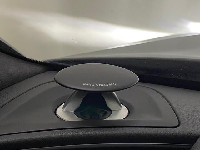 Audi A6 Avant 4.0 TFSI RS6 quattro perfomance Carbon Alcantara-Hemel B&Ohigh-end 360°camera Volleder ACC Nachtzicht Nardogrey