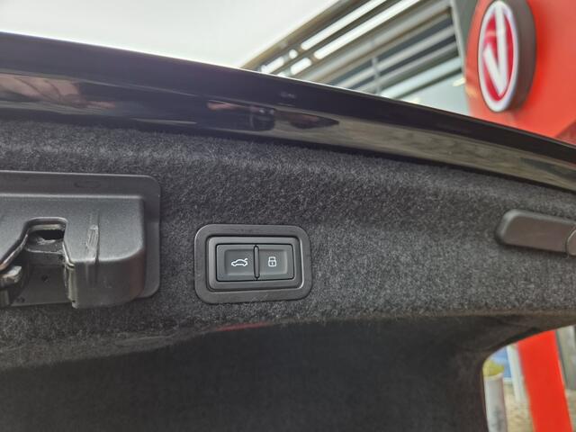 Audi A6 50 TFSI-e Quattro. S-Line Business E | Trekhaak |