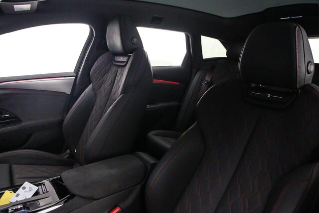 Audi A6 Avant e-tron Edition One quattro 428pk | B&O | Pano | Luchtvering | Tech Pro | Leder | Trekhaak | Stoelvent. | Matrix | OLED | MMi Pro Rood stiksel | Head Up |