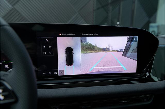 Audi A6 Avant 2.0 e-hybrid quattro 270 KW S edition Competition Alle Opties ACC B&O Midnightgrun S Stoel 360 Camera Pano Luchtv. Vielwielbes. AmbientPro Trekhaak FULLOPTION