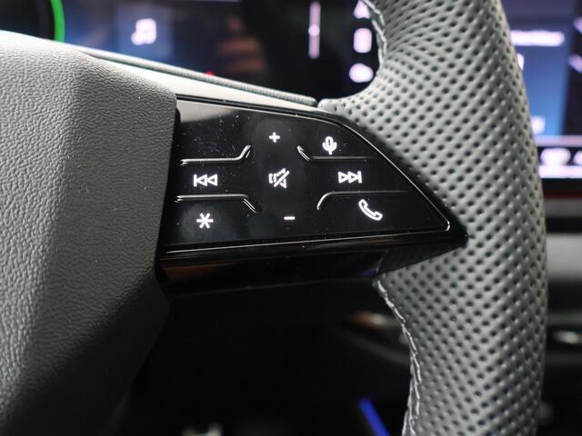 Audi A6 Limousine e-hybrid quattro S-Edition | Akoestisch glas | Lichtpakket pro met ambient lighting | S line exterieur | S-interieur sportstoelen zwart alcantara | Tech plus | Adaptive cruise assist plus | Memory Seats | 21 Inch LM-Velgen Audi sport Multispaaks