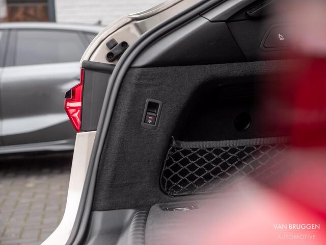 Audi A6 Avant 55 TFSI e quattro S-Line Pano Trekh 360 Massage 21" Individual