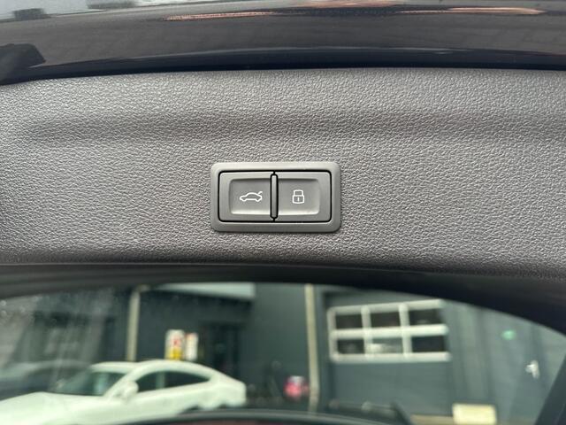 Audi A6 Avant 55 TFSie Quattro Competition S-Line Hybrid