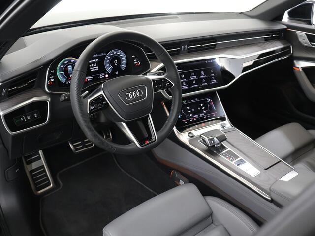 Audi A6 Avant 55 TFSI e quattro S edition Competition | Magnetic Ride | Trekhaak | Stuur/Stoelverwarming | Panoramadak | Ele.verstelbare stoelen/Links met memory | Akoestisch glas | Glans Pakket | B&O Audio | Standkachel | Softclose | Camera |