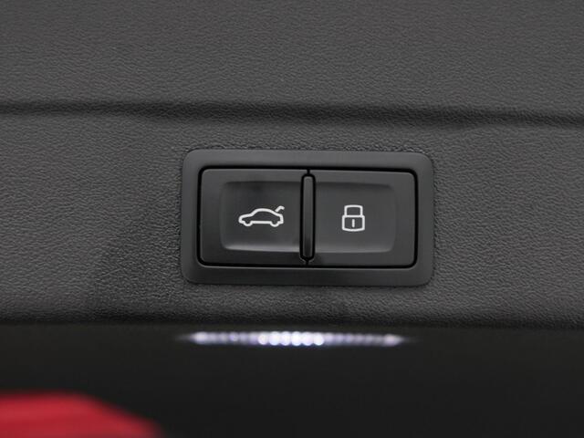 Audi A6 Avant 40 TFSI | Advanced edition | 204 PK | | 20 inch | Matrix Led | Elektrische stoelen | Bijrijdersscherm |