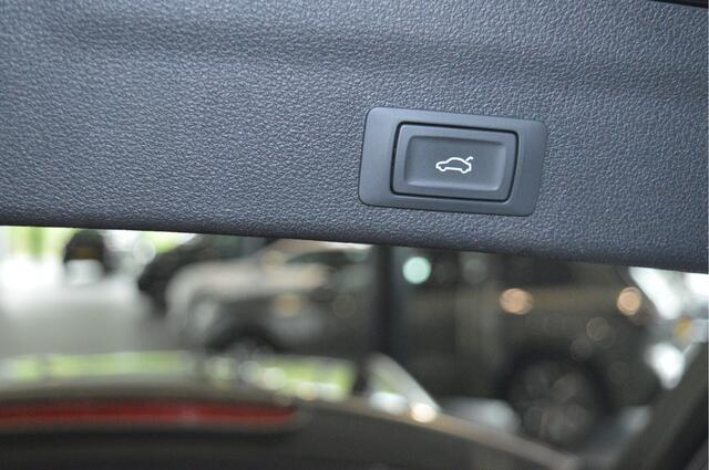 Audi A6 Avant 40 TDI quattro S-LINE navi camera cruise trekhaak 19 inch !!