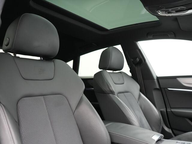 Audi A7 Sportback 50 TFSI e quattro S Line Plug In Hybrid 299pk Dealer O.H PHEV | Panodak | Adaptive Cruise | 360 Camera | Alcantara Sportstoelen Memory & Verwarmd | Apple Carplay | Blis | Navigatie | Virtual | DAB | 20"L.M |