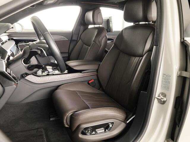 Audi A8 60 TFSI e quattro Lang 462 pk Tiptronic | Verlengde garantie | Navigatie | Panoramadak | Parkeersensoren (Park assist) | Rondomzicht camera | Stoelverwarming/ventilatie/massage v/a | B&O Soundsystem |