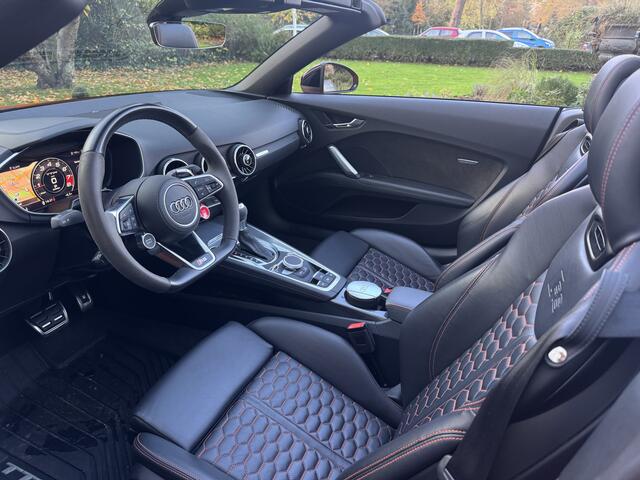 Audi CABRIOLET TTRS Roadster Quattro, Audi Exclusive