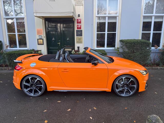 Audi CABRIOLET TTRS Roadster Quattro, Audi Exclusive