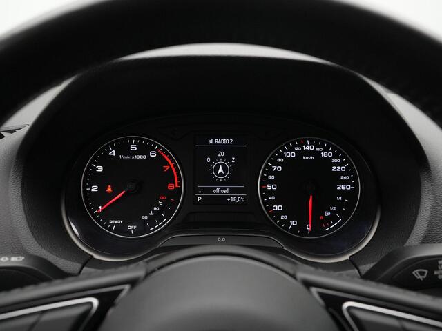 Audi Q2 35 TFSI 150 pk S-tronic Ambition | Trekhaak | Navigatie | Stoelverwarming | Carplay | Parkeersensoren achter