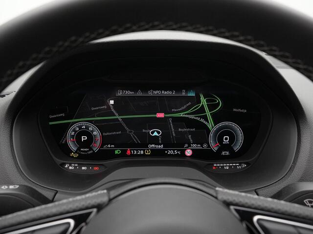Audi Q2 35 TFSI 150 pk S-tronic S edition | Panoramadak | Standkachel | Achteruitrijcamera | Leder/alcantara | Navigatie | Stoelverwarming