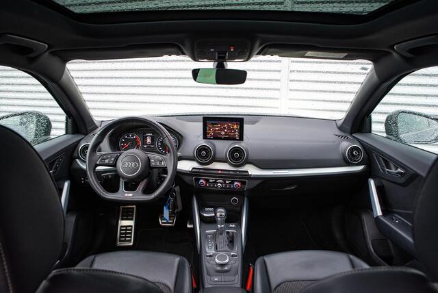 Audi Q2 35 TFSI CoD Sport S line Edition S-Line Pano Navi Cruise Clima Leer/Stof