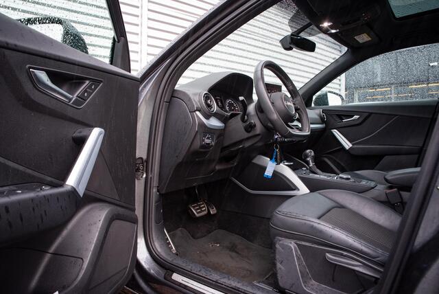 Audi Q2 35 TFSI CoD Sport S line Edition S-Line Pano Navi Cruise Clima Leer/Stof