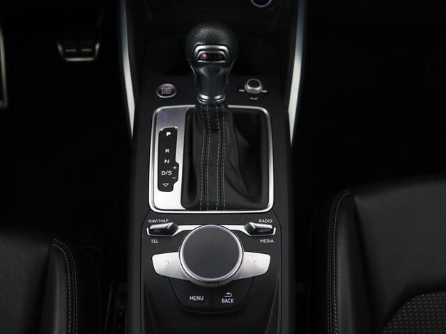 Audi Q2 1.4 TFSI S Line | Panoramadak | Stoelverwarming | Trekhaak | Virtual Cockpit | Sportstoelen | Half leder | Climate control | Parkeerhulp | 19'' lichtmetalen velgen