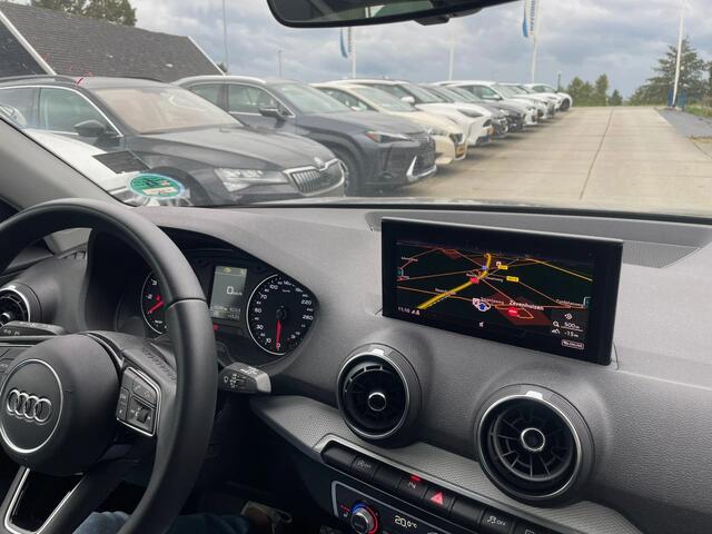 Audi Q2 30 TFSI Advanced edition, Stoelverwarming