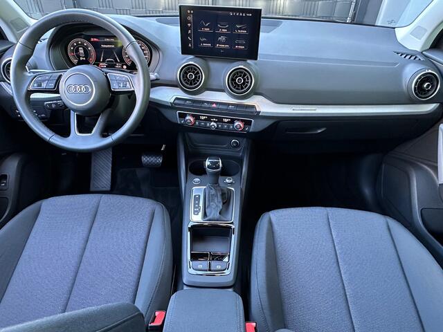 Audi Q2 35 TFSI 150pk S-tronic Advanced | Vernieuwd dashboard | Camera | Carplay | Adapt. Cruise | Rijklaar incl. garantie