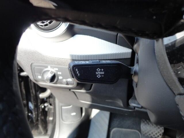 Audi Q2 35 TFSI Advanced edition Clima ,Navi ,Pdc v+a ,Camera ,Trekhaak ,NL auto