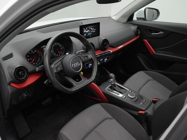 Audi Q2 1.4 TFSI 150 pk S-tronic CoD Ambition / S-Line | Panoramadak | Trekhaak | Navigatie | Stoelverwarming | Parkeersensoren voor/achter