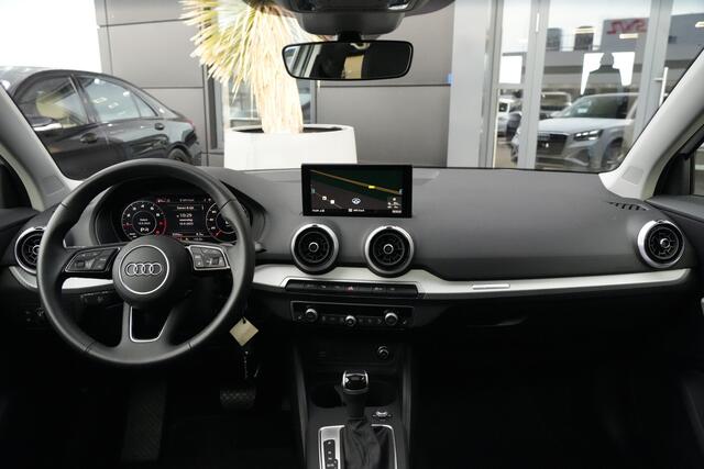 Audi Q2 35 TFSI S Edition 150pk Panoramadak/Stoelverwarming/Camera