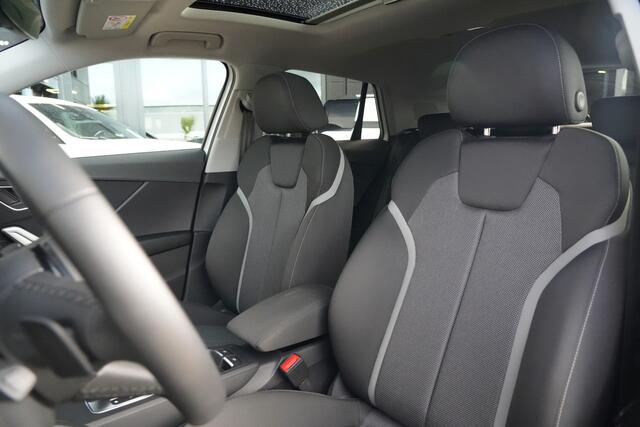 Audi Q2 35 TFSI S Edition 150pk Panoramadak/Stoelverwarming/Camera