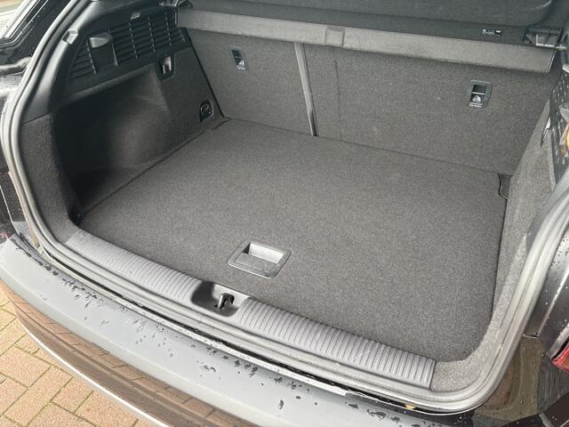 Audi Q2 1.4 TFSi CoD 150pk S-Tronic Sport NAVI/CLIMA/CRUISE/PDC/STOELVERWARMING