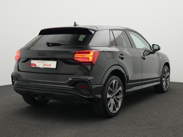 Audi Q2 35 TFSI 150 pk S-tronic S Edition / S-line | Trekhaak | Fijnnappa leder | Matrix LED | Sonos | Navigatie | Stoelverwarming | Adaptive Cruise | Virtual Cockpit
