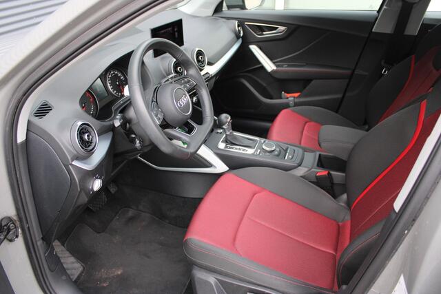 Audi Q2 35 TFSI Epic Panoramadak Full-Led Camera Navigatie Adaptive-Cruise