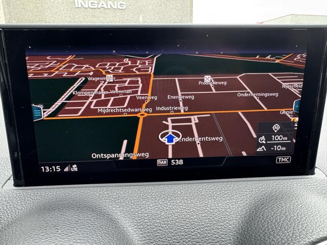 Audi Q2 35 TFSI S-line Black Keyless