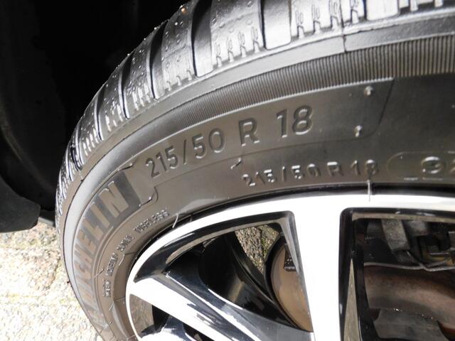 Audi Q2 35 TFSI S Edition TOPSTAAT! CARPLAY/ANDROID! ACHTERUITRIJCAM! STOELVERW!NAVI! CRUISE! CLIMA! TREKHAAK!